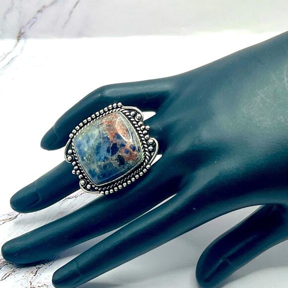 NWT sodalite crystal ring, size 6 - Picture 1 of 7
